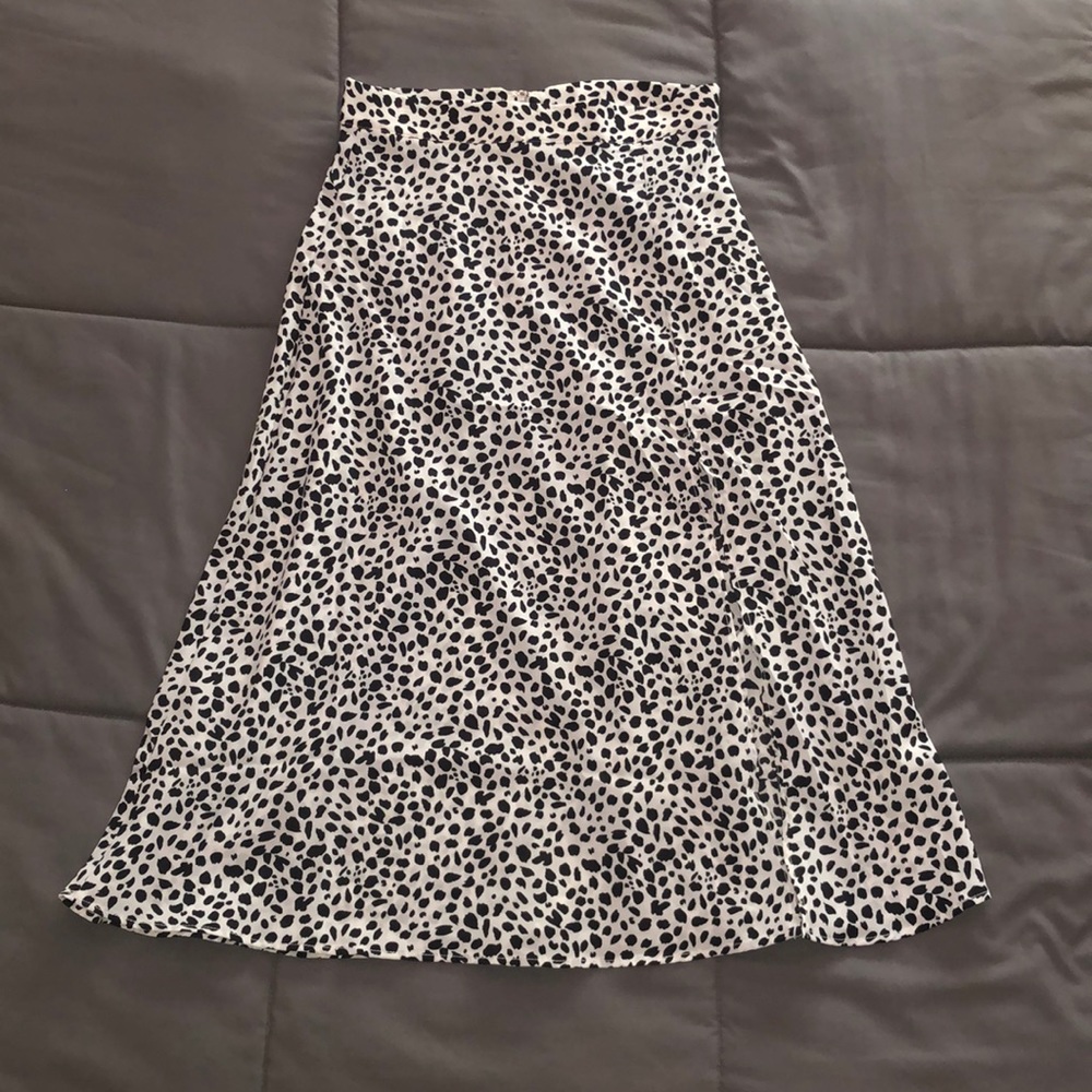 Midi Skirt [NEVER WORN]